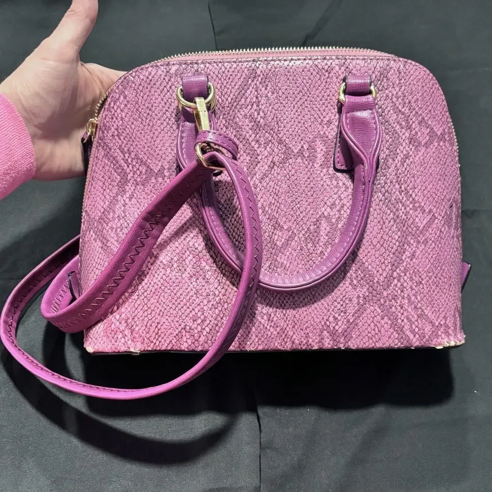 Purple Snakeskin Women's Adjustable Strap Crossbody Purse Handbag Pockets Medium
